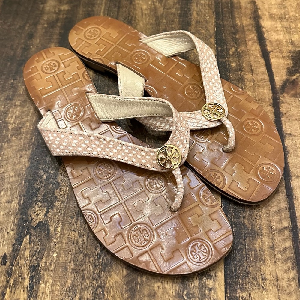 TORY BURCH Tan Leather THORA Thong Flip Flops